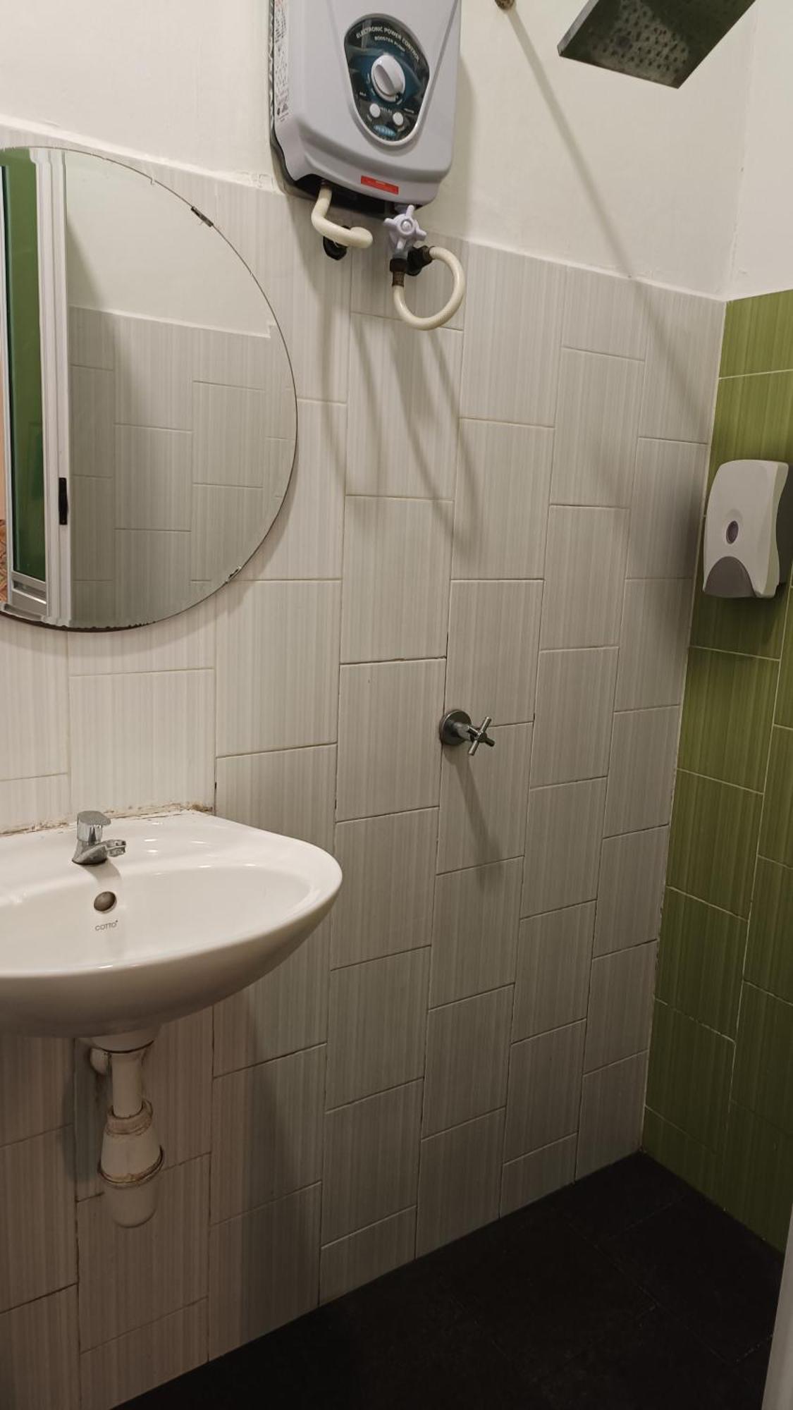 Olive Hotel ジョホールバル エクステリア 写真